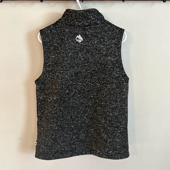 NWT Kids Vest - Picture 2 of 3